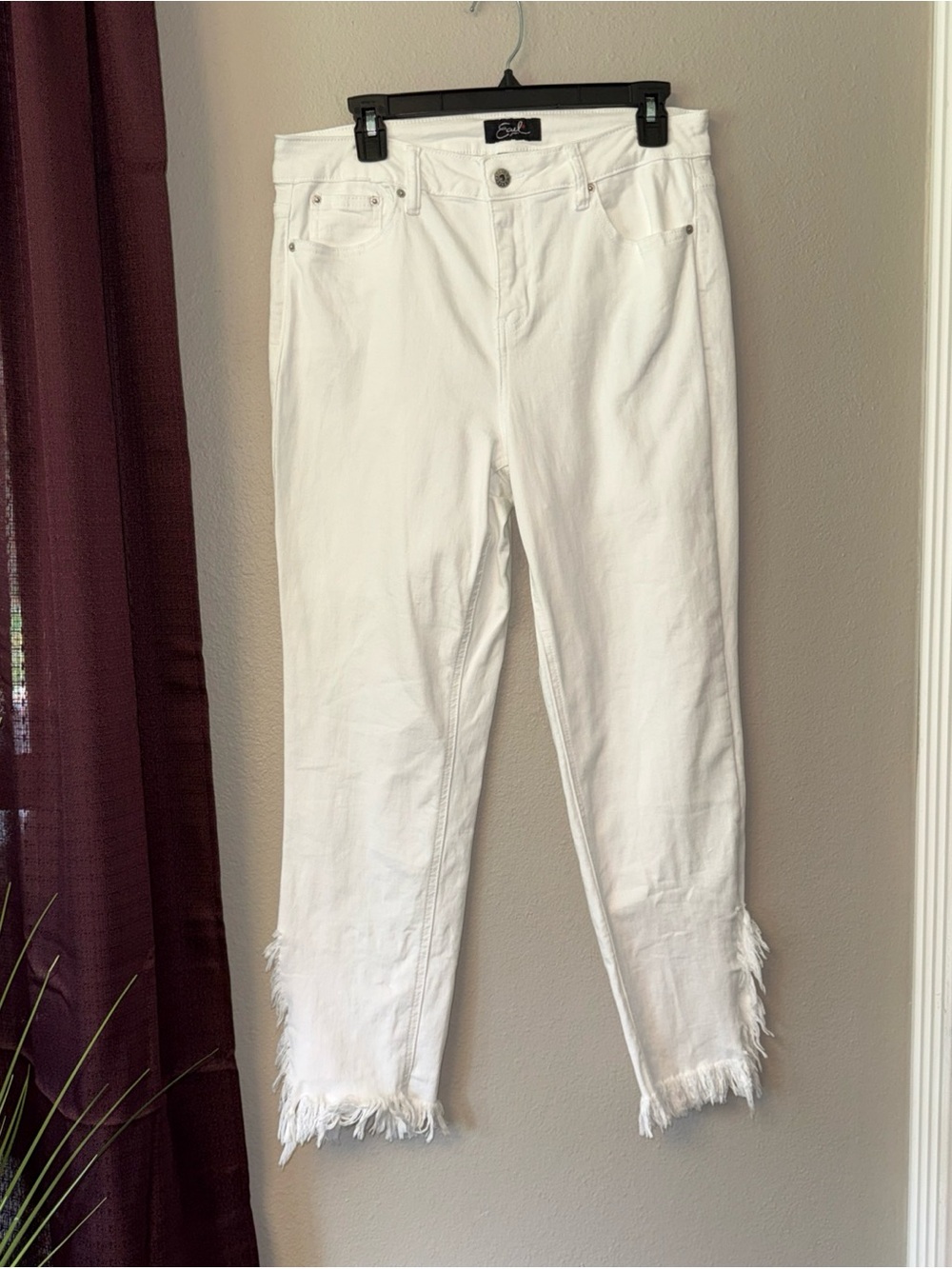 B1/3 Earl Jeans White Denim Slit Fringe Hem size 12